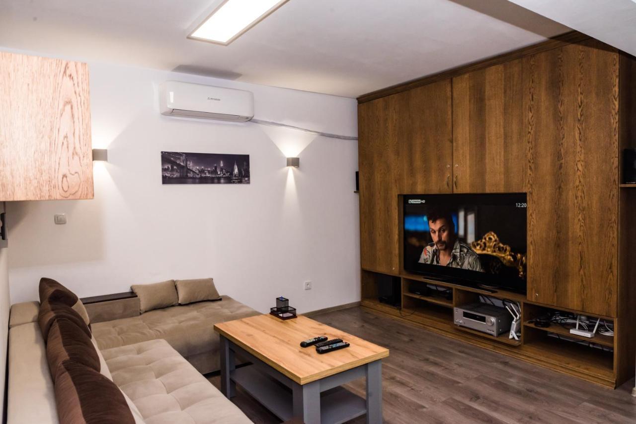 Апартаменти Luxure Apart Alex Софія Екстер'єр фото